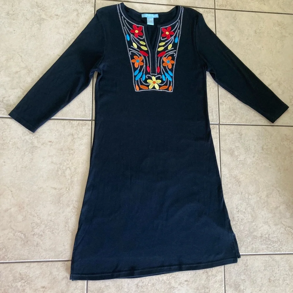 Island Clothing Company Black Embroidered Dress – Women’s S